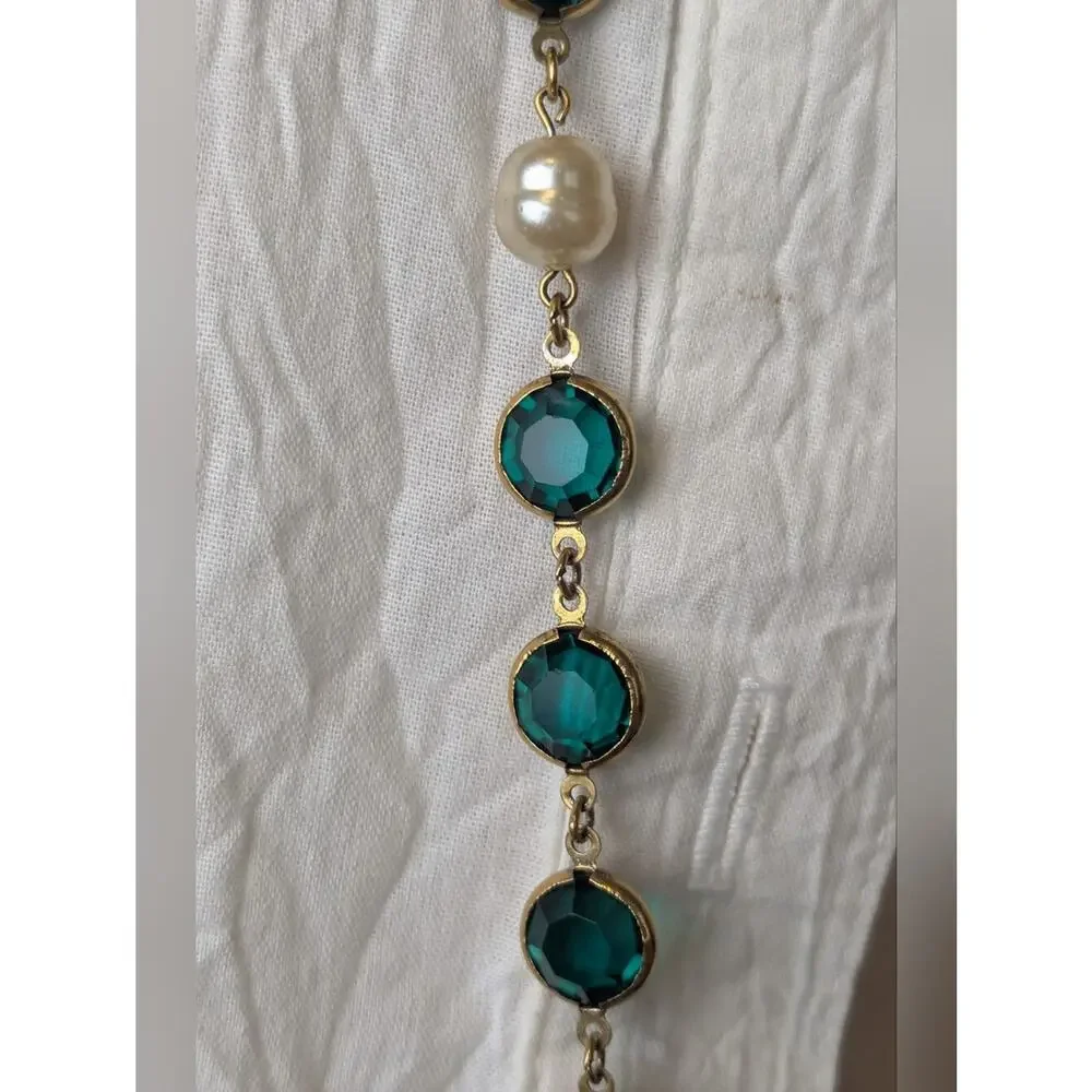 Stunning!!! Chanel Gold-Plated Vintage 1981 Gripoix & Faux Pearl Necklace
